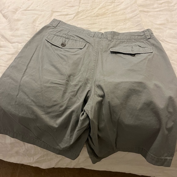 Banana Republic mens shorts grey size 32 - Picture 3 of 3
